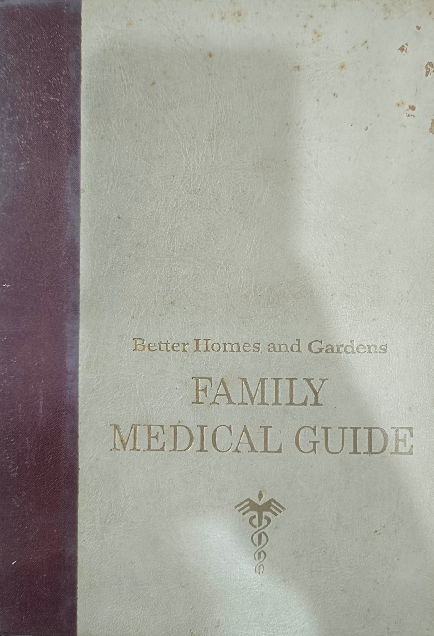 Book cover: Better homes and garden family medical guide